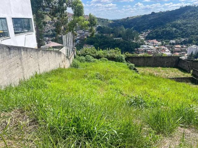 Terreno em Condomínio para Venda em Juiz de Fora/MG São Pedro
