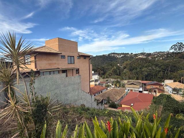 Terreno em Condomínio para Venda em Juiz de Fora/MG São Pedro
