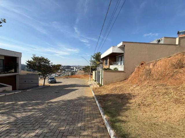 Terreno em Condomínio para Venda em Juiz de Fora/MG São Pedro