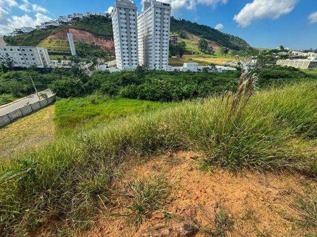 Terreno em Condomínio para Venda em Juiz de Fora/MG São Pedro