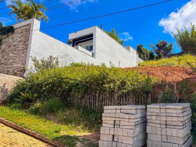 Terreno em Condomínio para Venda em Juiz de Fora/MG Salvaterra