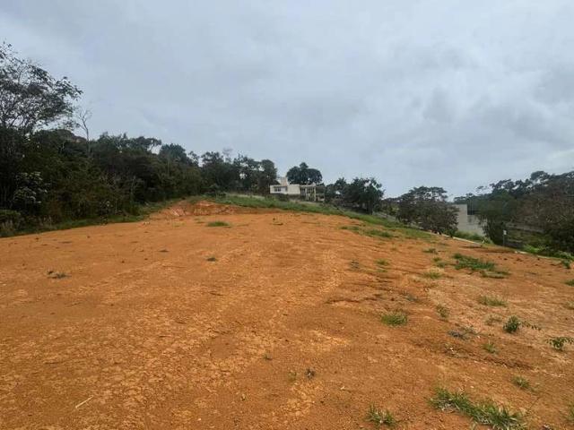 Terreno em Condomínio para Venda em Juiz de Fora/MG Salvaterra