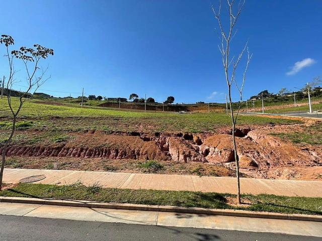Terreno em Condomínio para Venda em Juiz de Fora/MG Salvaterra