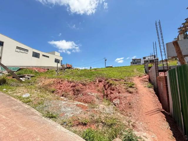 Terreno em Condomínio para Venda em Juiz de Fora/MG Salvaterra