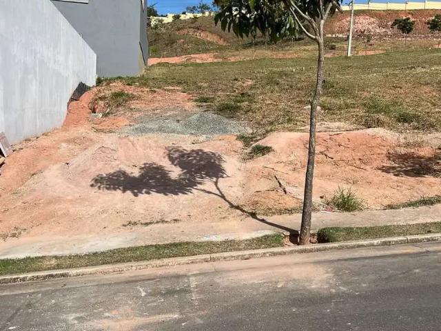 Terreno em Condomínio para Venda em Juiz de Fora/MG Salvaterra