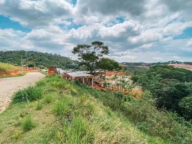 Terreno em Condomínio para Venda em Juiz de Fora/MG Salvaterra