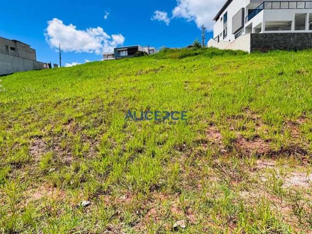 Terreno em Condomínio para Venda em Juiz de Fora/MG Salvaterra