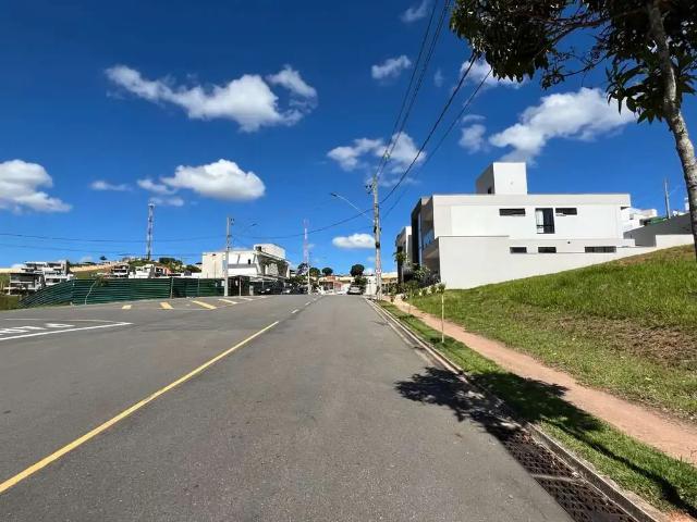 Terreno em Condomínio para Venda em Juiz de Fora/MG Salvaterra
