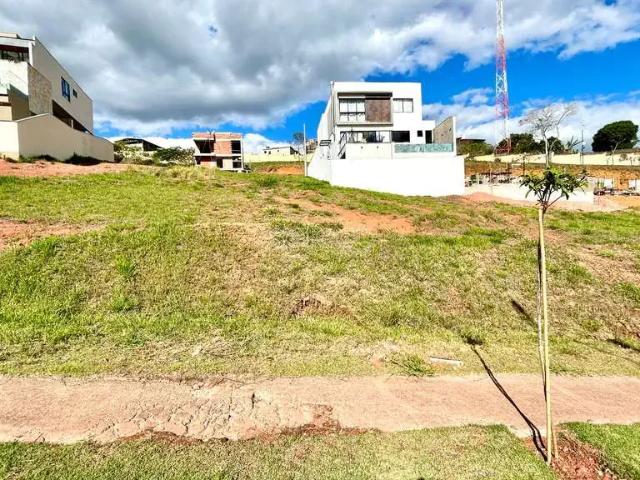 Terreno em Condomínio para Venda em Juiz de Fora/MG Salvaterra