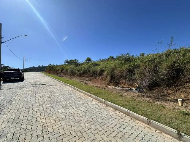 Terreno em Condomínio para Venda em Juiz de Fora/MG Salvaterra