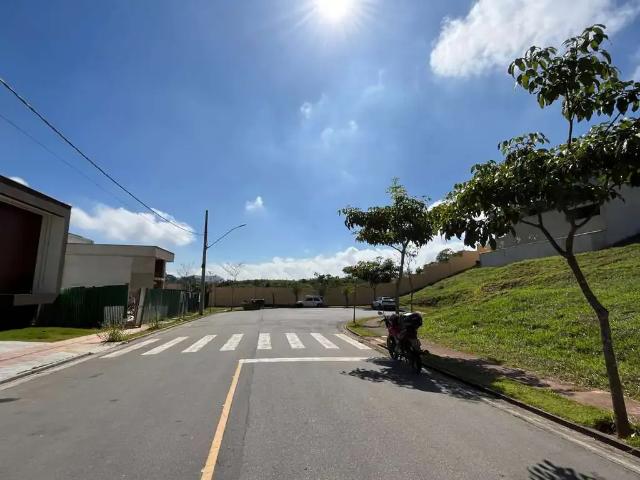 Terreno em Condomínio para Venda em Juiz de Fora/MG Salvaterra