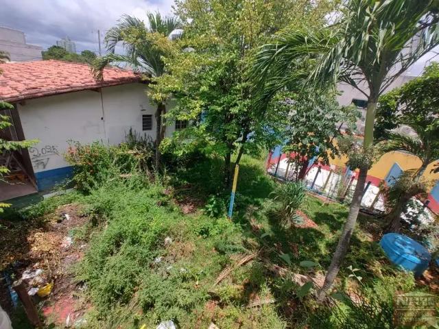 Terreno em Condomínio para Venda em Lauro de Freitas/BA Buraquinho