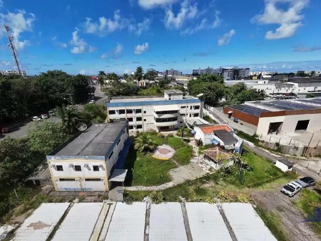 Terreno em Condomínio para Venda em Lauro de Freitas/BA Jardim Carapina