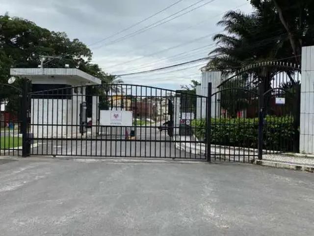 Terreno em Condomínio para Venda em Lauro de Freitas/BA Portão