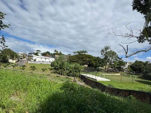 Terreno em Condomínio para Venda em Lauro de Freitas/BA Portão
