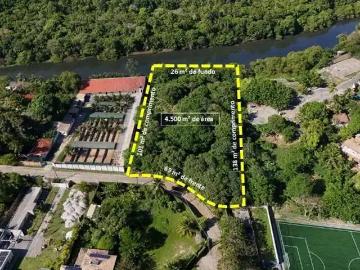 Terreno em Condomínio para Venda em Lauro de Freitas/BA Portão