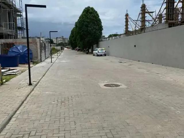 Terreno em Condomínio para Venda em Lauro de Freitas/BA Vilas do Atlantico