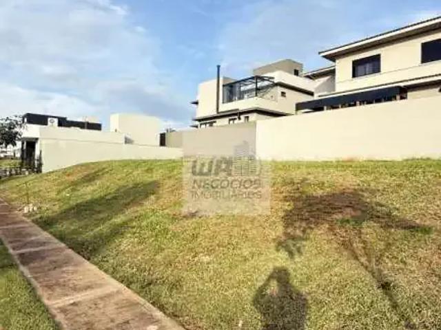 Terreno em Condomínio para Venda em Londrina/PR Marumbi