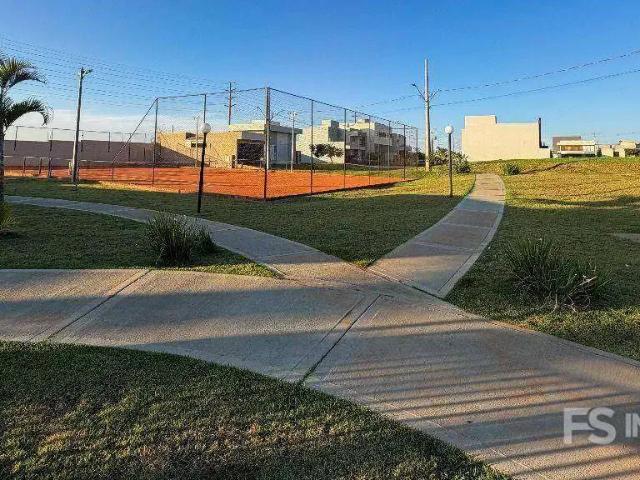 Terreno em Condomínio para Venda em Londrina/PR Marumbi