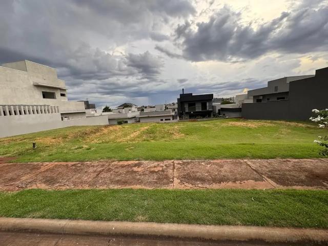 Terreno em Condomínio para Venda em Londrina/PR Jardim Morumbi