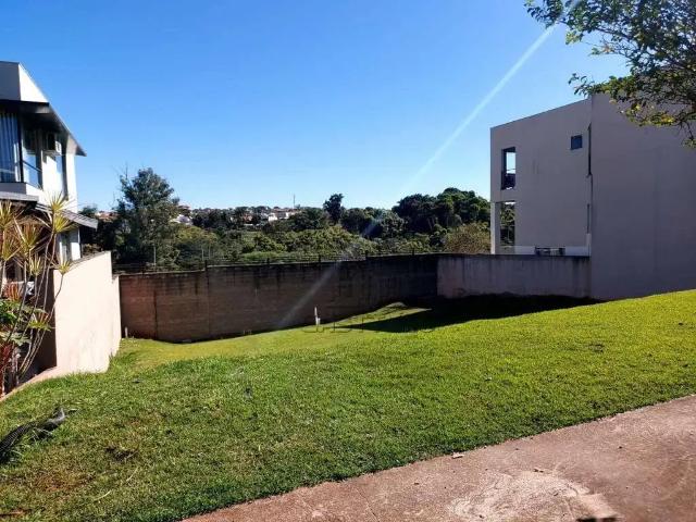 Terreno em Condomínio para Venda em Londrina/PR Parque Tauá