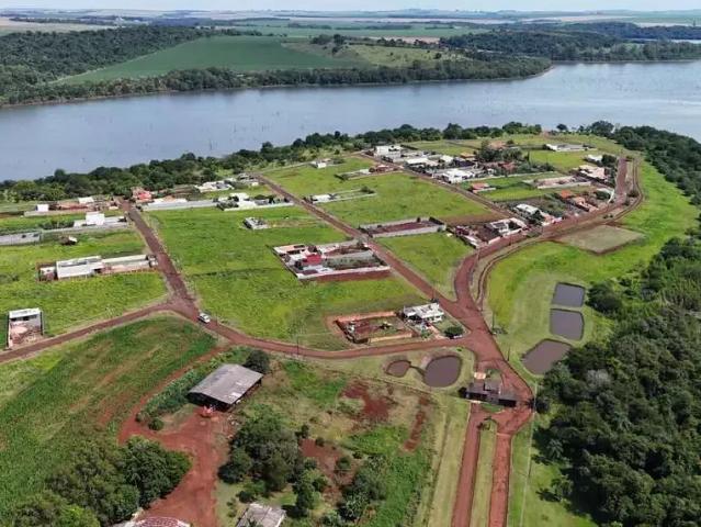Terreno em Condomínio para Venda em Luiziana/PR Balneário Veleiro