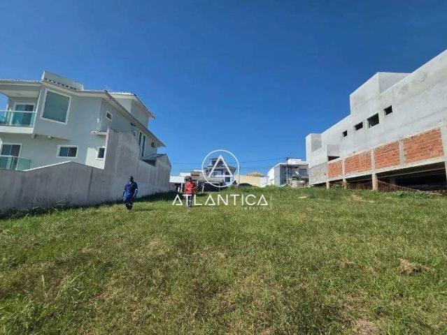 Terreno em Condomínio para Venda em Macaé/RJ Lagoa