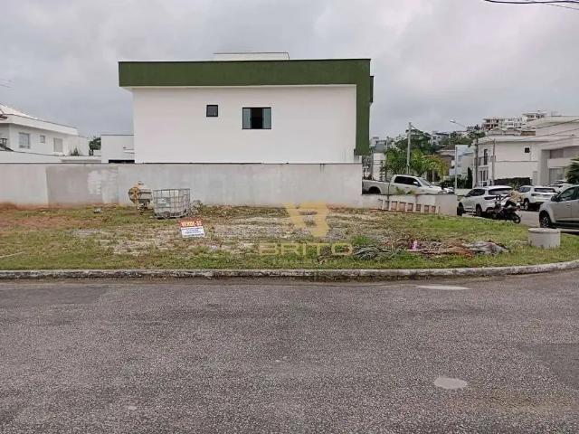 Terreno em Condomínio para Venda em Macaé/RJ Lagoa
