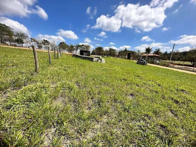 Terreno em Condomínio para Venda em Mairinque/SP Dona Catarina