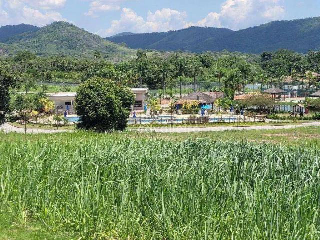 Terreno em Condomínio para Venda em Maricá/RJ Ubatiba