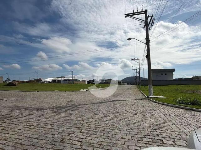 Terreno em Condomínio para Venda em Maricá/RJ Ubatiba