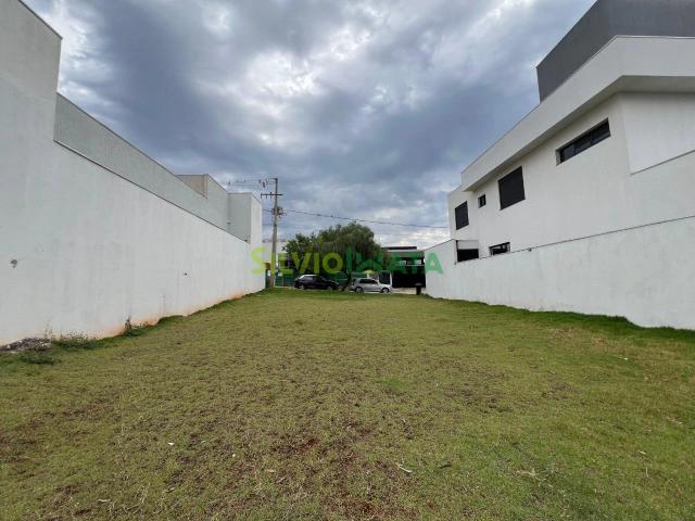 Terreno em Condomínio para Venda em Maringá/PR Parque Industrial