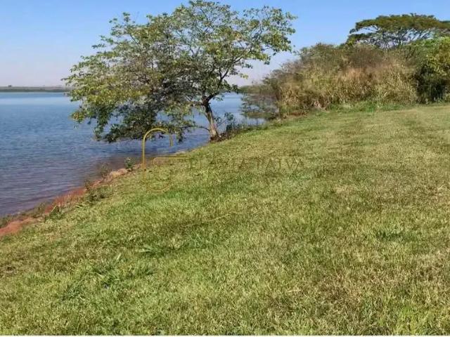 Terreno em Condomínio para Venda em Miguelópolis/SP Península dos Nobres