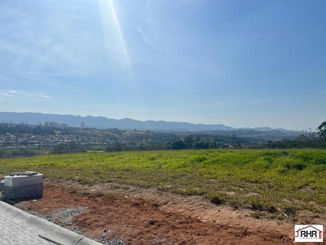 Terreno em Condomínio para Venda em Mogi das Cruzes/SP Cocuera