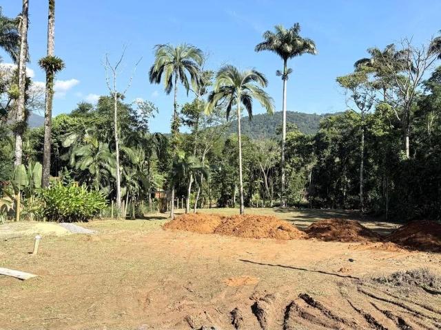 Terreno em Condomínio para Venda em Morretes/PR Rio Sagrado
