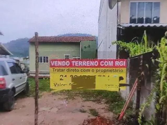 Terreno em Condomínio para Venda em Niterói/RJ Baldeador