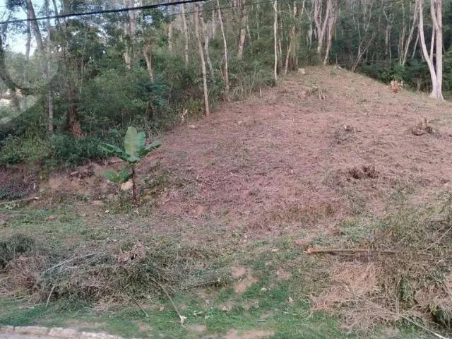 Terreno em Condomínio para Venda em Niterói/RJ Engenho do Mato