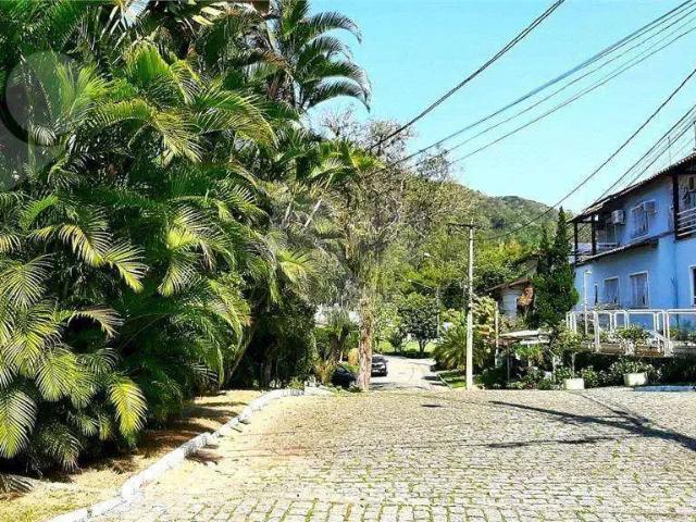 Terreno em Condomínio para Venda em Niterói/RJ Maceió