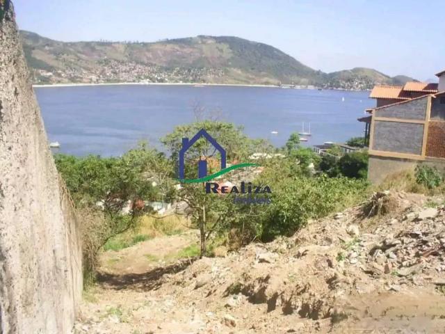 Terreno em Condomínio para Venda em Niterói/RJ São Francisco