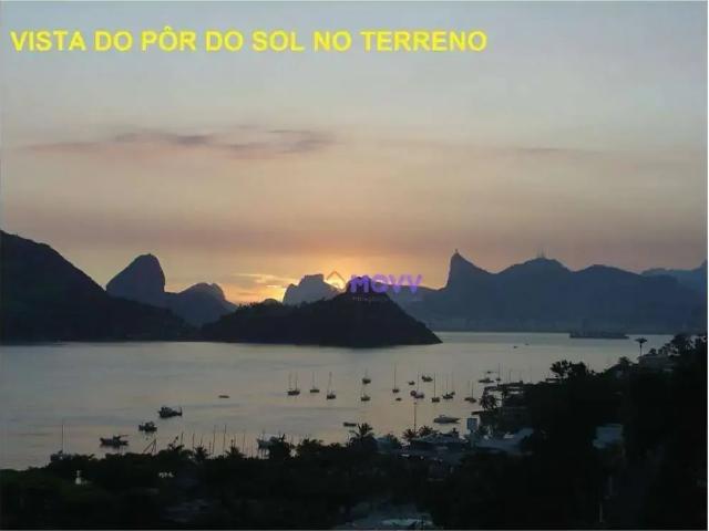 Terreno em Condomínio para Venda em Niterói/RJ São Francisco