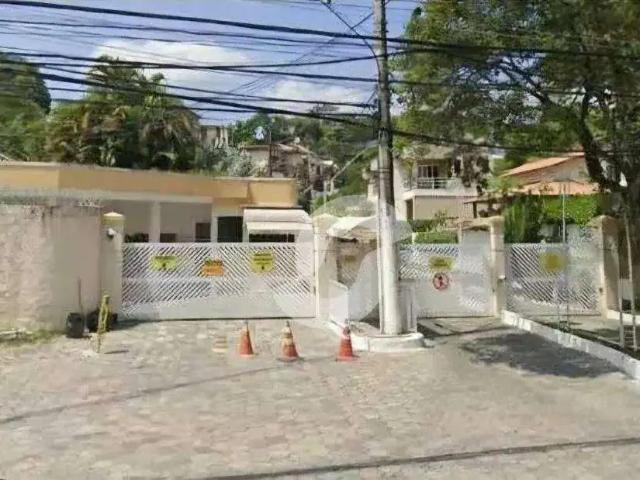 Terreno em Condomínio para Venda em Niterói/RJ Sapê
