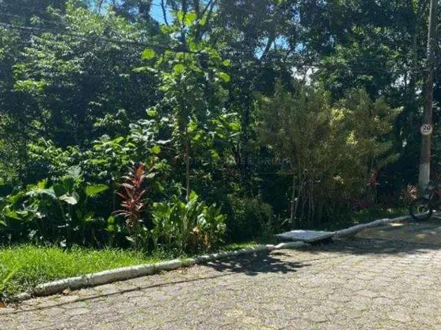 Terreno em Condomínio para Venda em Niterói/RJ Sapê
