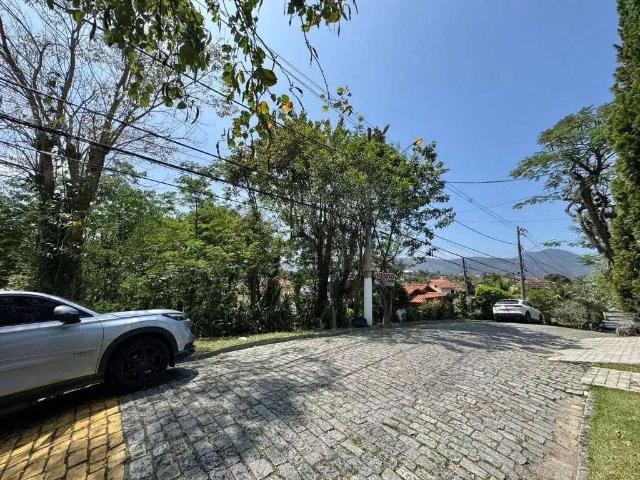 Terreno em Condomínio para Venda em Niterói/RJ Piratininga