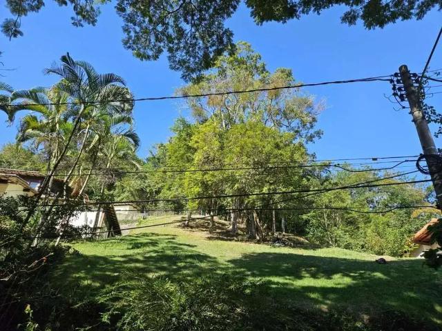 Terreno em Condomínio para Venda em Niterói/RJ Piratininga