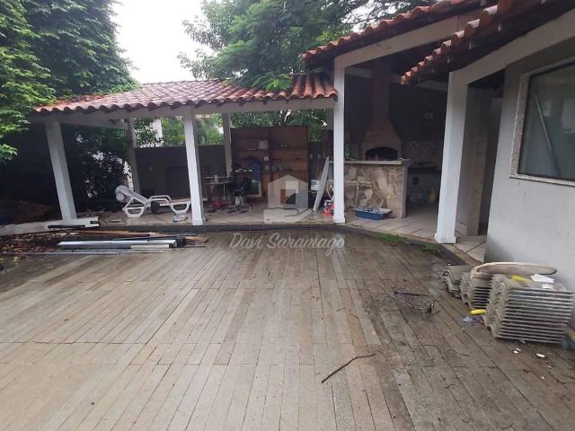 Terreno em Condomínio para Venda em Niterói/RJ Piratininga