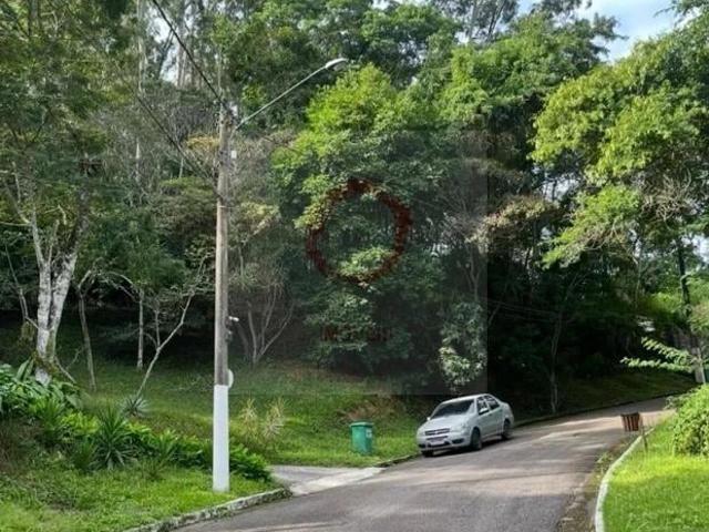 Terreno em Condomínio para Venda em Niterói/RJ Rio do Ouro
