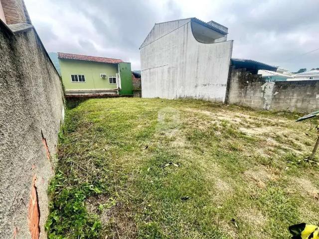 Terreno em Condomínio para Venda em Niterói/RJ Várzea das Moças