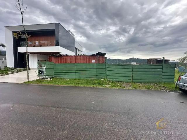 Terreno em Condomínio para Venda em Palhoça/SC Pedra Branca