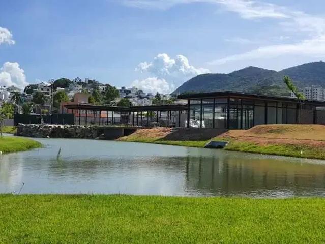 Terreno em Condomínio para Venda em Palhoça/SC Pedra Branca