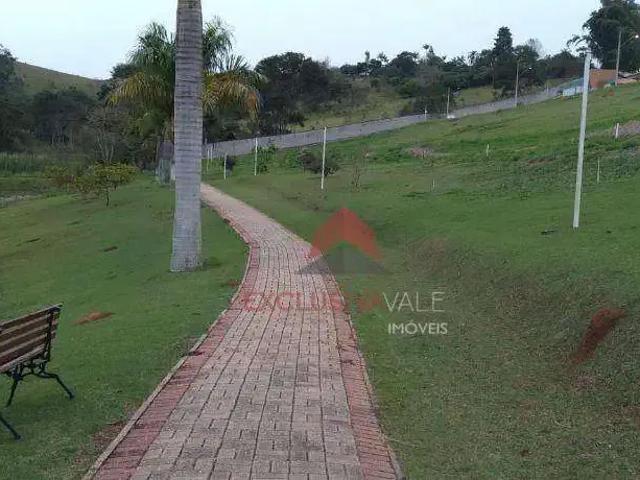 Terreno em Condomínio para Venda em Paraibuna/SP Quinta dos Lagos